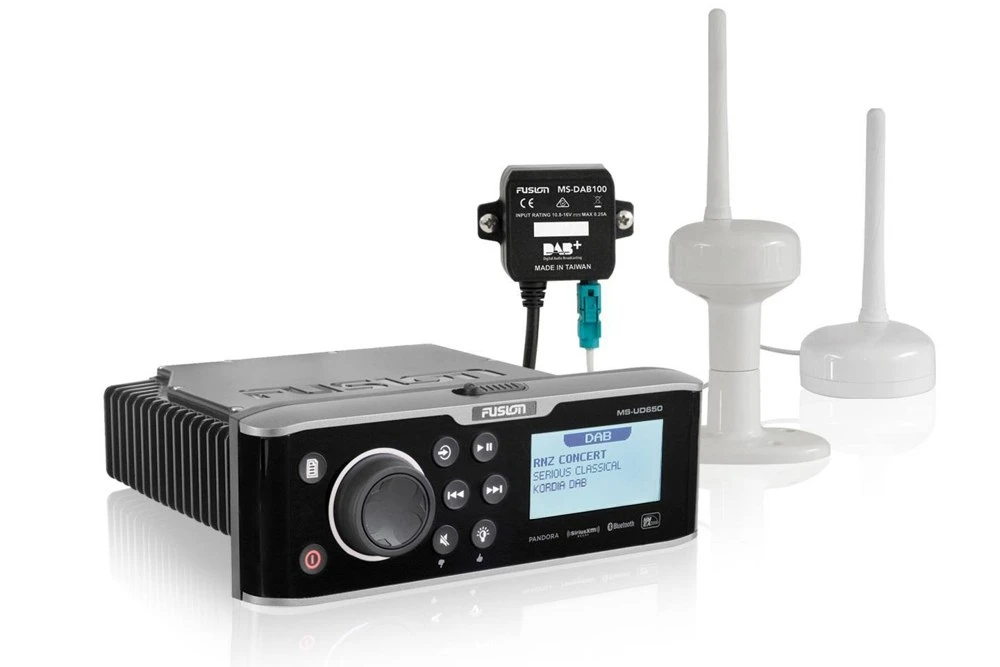 Fusion DAB+ Module With Powered Antenna 1 Fusion DAB+ Module With Powered Antenna
