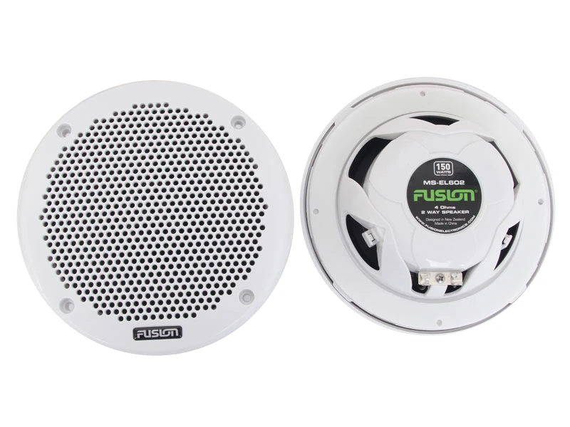 FUSION MS-UD650 Marine Stereo Package With 6in Speakers And Flushmount USB/AUX 3 FUSION MS-UD650 Marine Stereo Package With 6in Speakers And Flushmount USB/AUX - Image 3