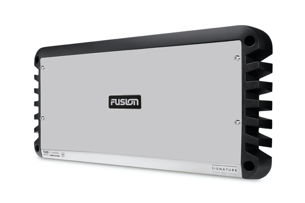 Fusion Signature 6-Channel Marine Amplifier 24V 1 Fusion Signature 6-Channel Marine Amplifier 24V